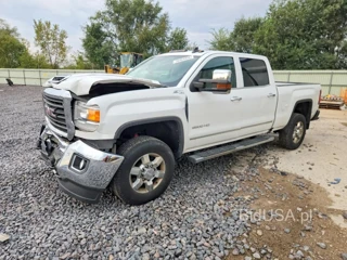 GMC SIERRA K2500 SLT