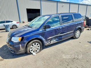 CHRYSLER TOWN & COUNTRY TOURING