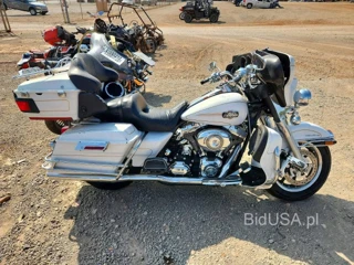 HARLEY-DAVIDSON FLHTCUI