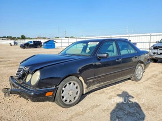 MERCEDES-BENZ E 300TD