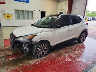 NISSAN KICKS SV