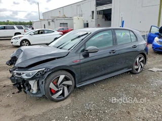 VOLKSWAGEN GTI S