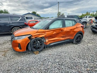 NISSAN KICKS SR