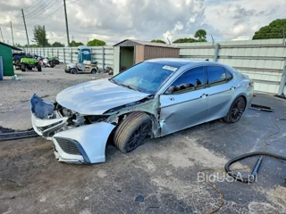TOYOTA CAMRY XSE