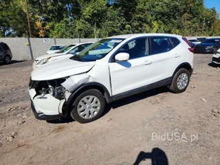 NISSAN ROGUE SPORT S