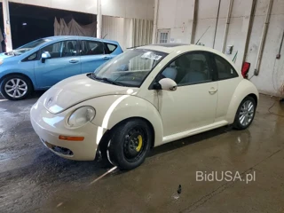 VOLKSWAGEN NEW BEETLE S