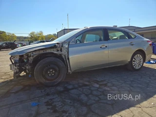 TOYOTA AVALON HYBRID LIMITED