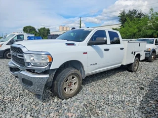 RAM 2500 TRADESMAN
