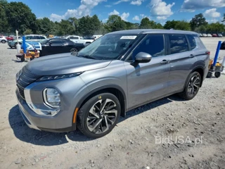 MITSUBISHI OUTLANDER SE