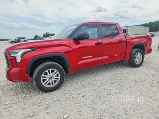 TOYOTA TUNDRA SR5