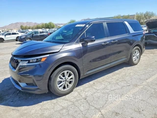 KIA CARNIVAL LX