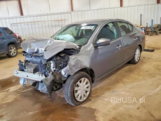 NISSAN VERSA SV