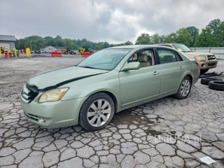 TOYOTA AVALON XLS