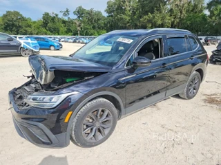 VOLKSWAGEN TIGUAN SE