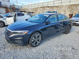 VOLKSWAGEN PASSAT SE
