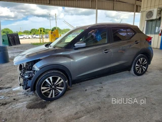 NISSAN KICKS SV