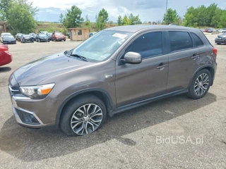 MITSUBISHI OUTLANDER SPORT ES