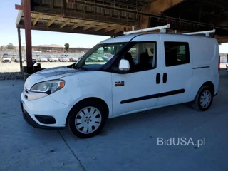 RAM PROMASTER CITY SLT