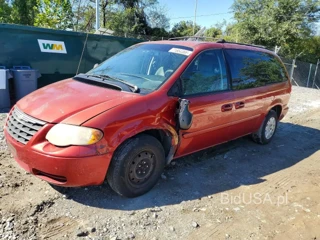 CHRYSLER TOWN & COUNTRY LX