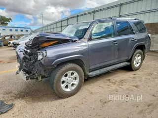 TOYOTA 4RUNNER SR5