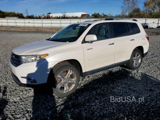 TOYOTA HIGHLANDER LIMITED