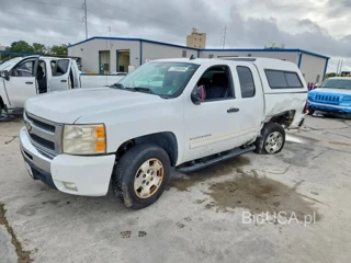 CHEVROLET SILVERADO C1500 LT