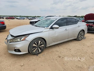 NISSAN ALTIMA SV