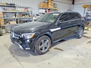 MERCEDES-BENZ GLC 300 4MATIC