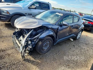 TOYOTA C-HR LE