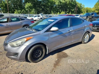 HYUNDAI ELANTRA GLS