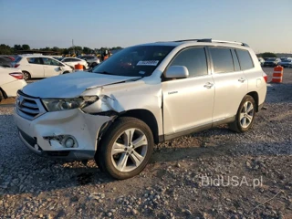 TOYOTA HIGHLANDER LIMITED