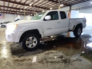 TOYOTA TACOMA PRERUNNER ACCESS CAB