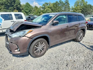 TOYOTA HIGHLANDER XLE