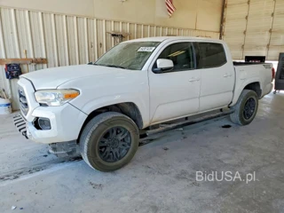 TOYOTA TACOMA SR V6
