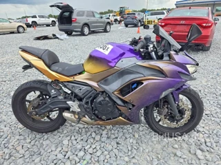 KAWASAKI EX650 R