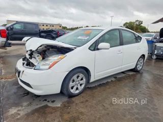 TOYOTA PRIUS BASE
