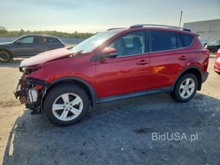 TOYOTA RAV4 XLE