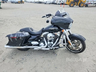 HARLEY-DAVIDSON FLHX STREET GLIDE