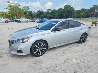 NISSAN ALTIMA SR