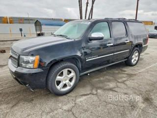 CHEVROLET SUBURBAN C1500 LTZ