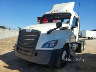 FREIGHTLINER CASCADIA 126