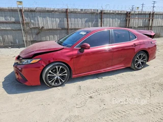 TOYOTA CAMRY SE