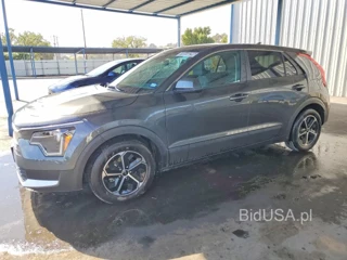 KIA NIRO LX