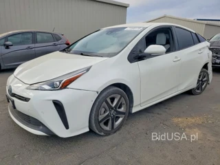 TOYOTA PRIUS XLE