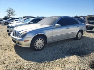 MERCEDES-BENZ E 320