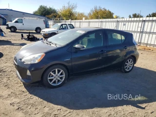 TOYOTA PRIUS C THREE
