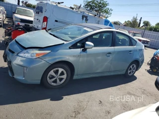 TOYOTA PRIUS THREE