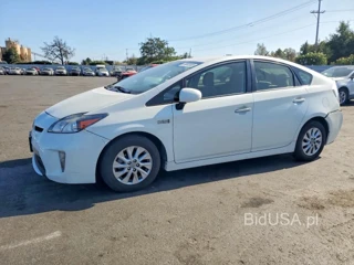 TOYOTA PRIUS PLUG-IN HYBRID BASE