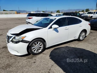 LEXUS ES 300H