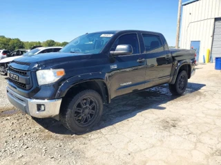 TOYOTA TUNDRA CREWMAX SR5